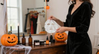 How to Choose Skincare Sets For Spooky Themed Parties